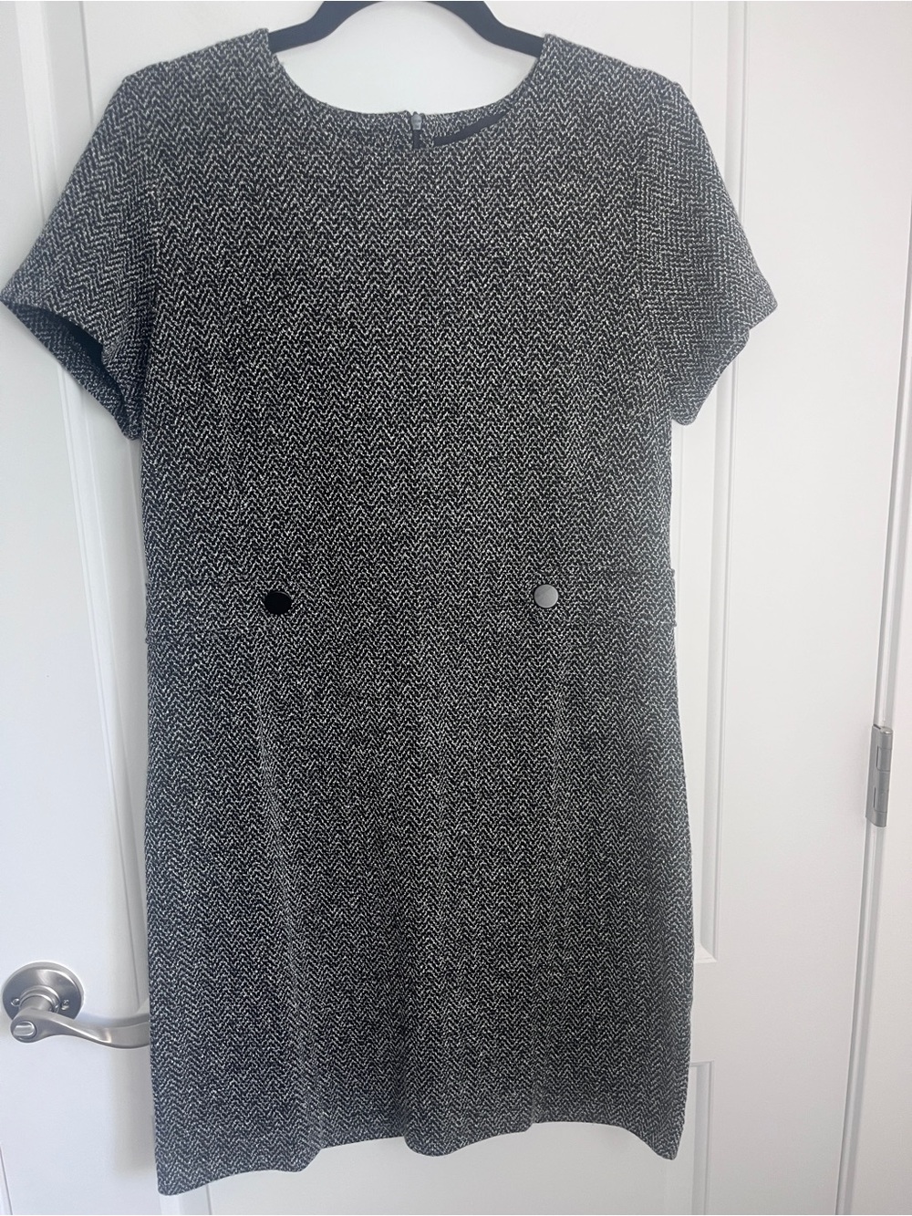 Tahari Herringbone Sheath Dress Black White - Size Large